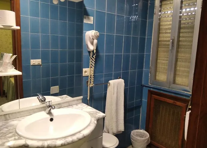 Pensión Restaurante&hostal El Volante